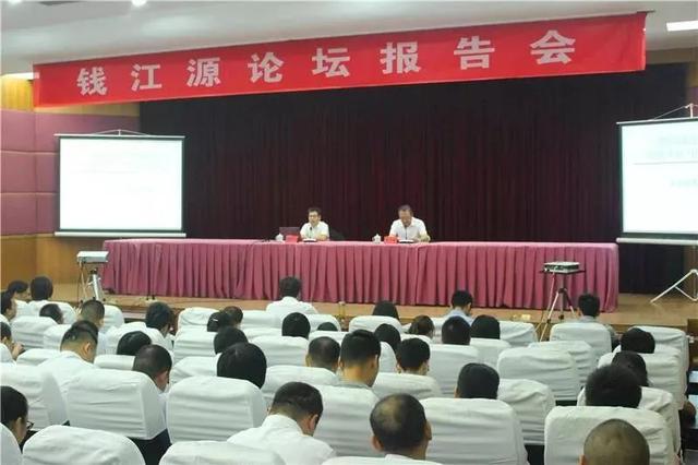 阿壩藏族羌族自治州市民族事務(wù)委員會(huì)領(lǐng)導(dǎo)團(tuán)隊(duì)簡介