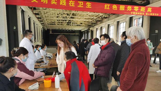 江寧路街道新領(lǐng)導(dǎo)團(tuán)隊(duì)引領(lǐng)社區(qū)開(kāi)啟新篇章