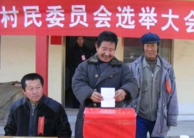 大石頭村民委員會最新動態(tài)報(bào)道
