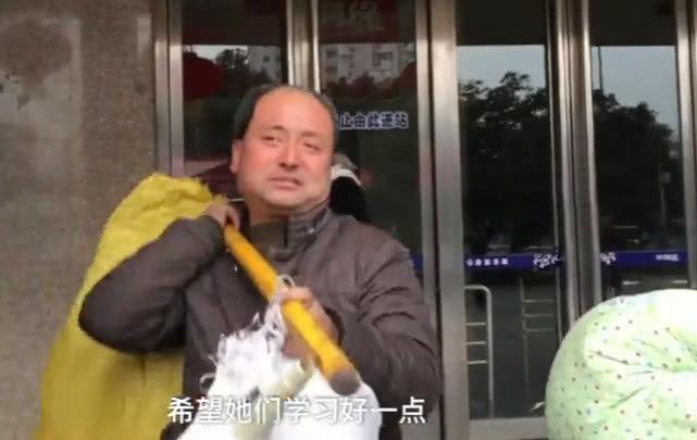 夜闌臥聽風(fēng)吹雨